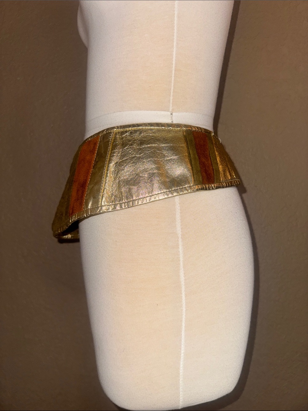 80s ✨✨ Vintage Gold with Olive and Rust Suede Waist Belt - Picture 2 of 6